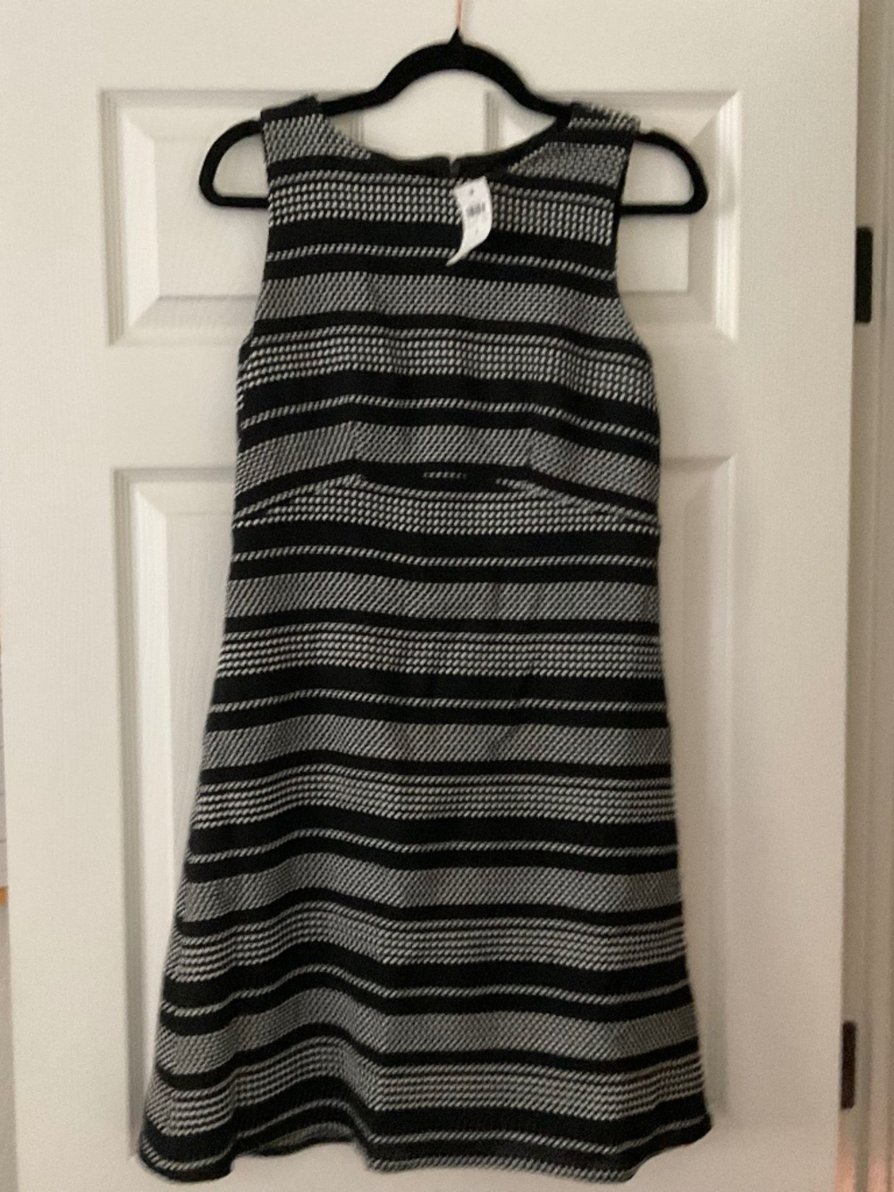 Ann Taylor Dress size 4 NWT retails 149